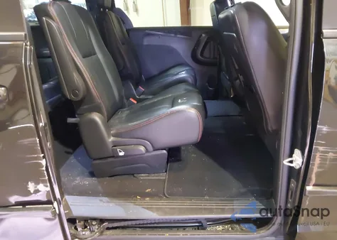 2017 Dodge Grand Caravan Gt z USA, uszkodzony, nr VIN 2C4RDGEG9HR641479